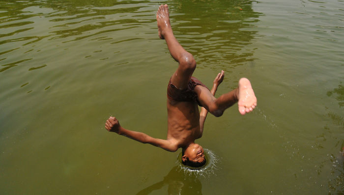 Boy Jump The Water-India