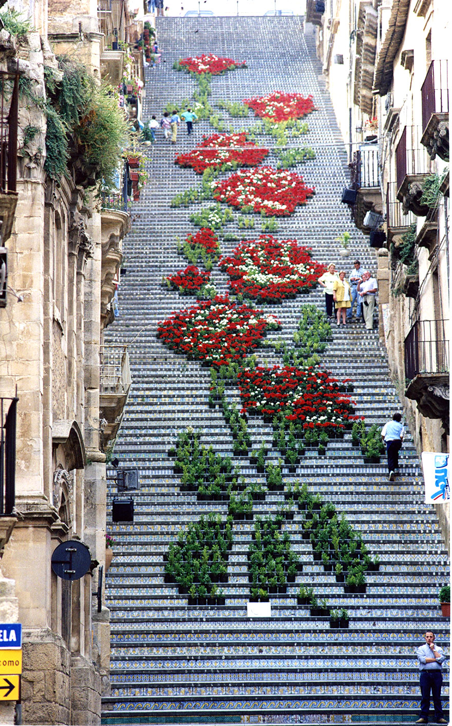 http://www.boredpanda.com/most-beautiful-steps-stairs-street-art/?image_id=creative-stairs-street-art-6-1.jpg