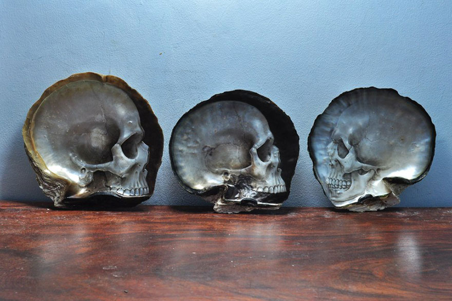 mother-of-pearl-shell-skull-carving-gregory-halili-3