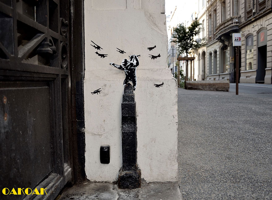 creative-street-art-oakoak-2-27