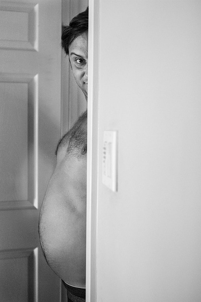 husband-maternity-photos-funny-photography-2