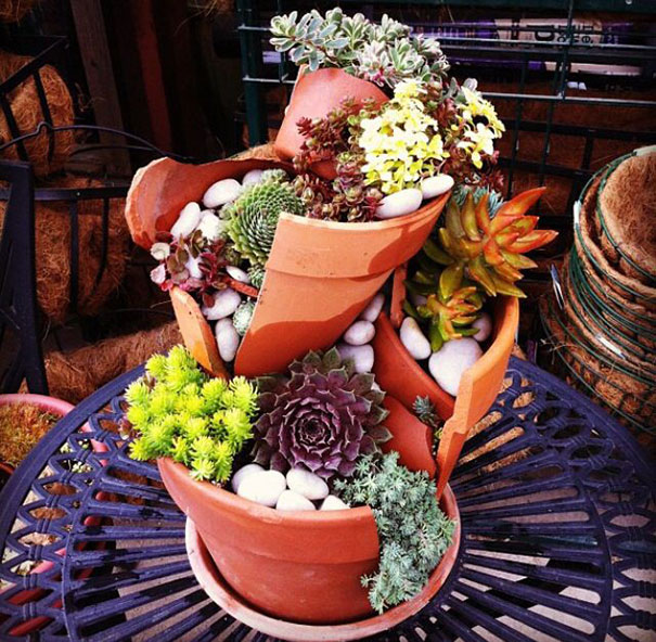 broken-pot-fairy-garden-15