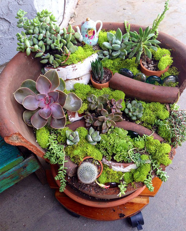 broken-pot-fairy-garden-19