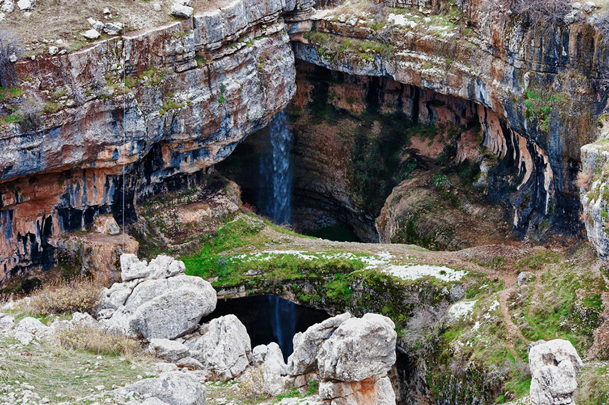 três pontes-cave-baatara-garganta-cachoeira-líbano-6
