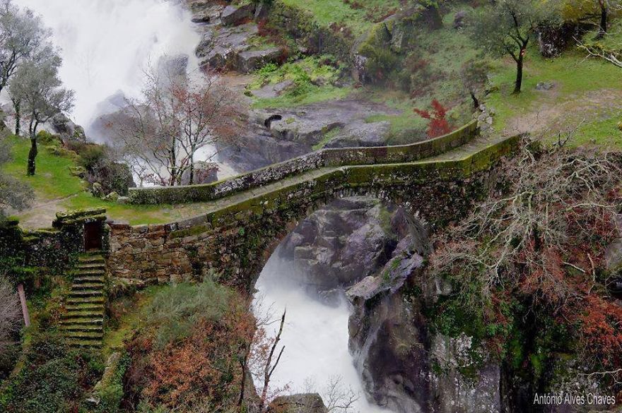 Misarela Bridge, Gerês, Portugal