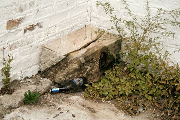 Dissolving Street Objects by Cayetano Ferrer