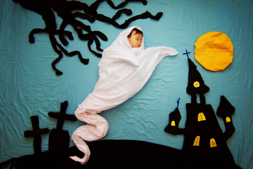 Creative Mom Turns Her Baby's Naptime Into Dream Adventures (Updated)