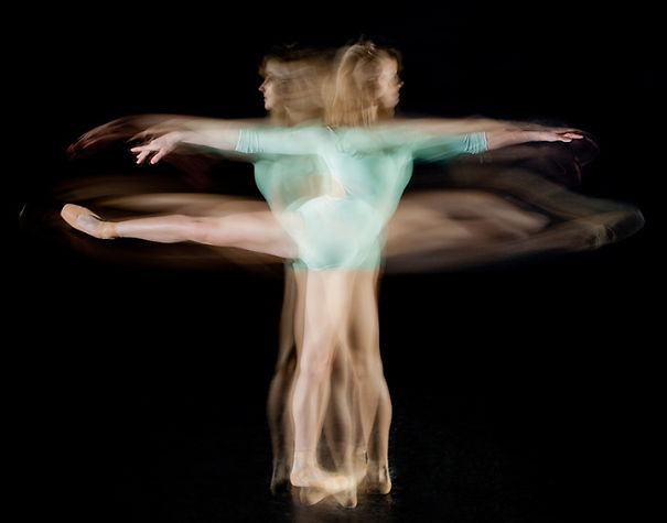 14 Long-Exposure Photographs Showing Ballet Dancers Slicing Through Space