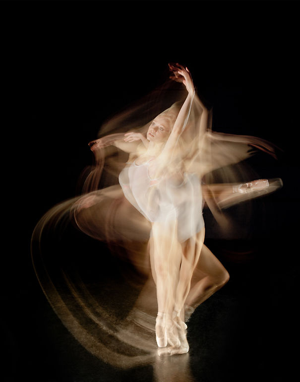 14 Long-Exposure Photographs Showing Ballet Dancers Slicing Through Space
