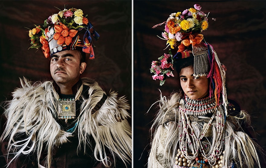 Stunning Portraits Of The World's Remotest Tribes Before They Pass Away (46 pics) Stunning Portraits Of The World's Remotest Tribes Before They Pass Away (46 pics)