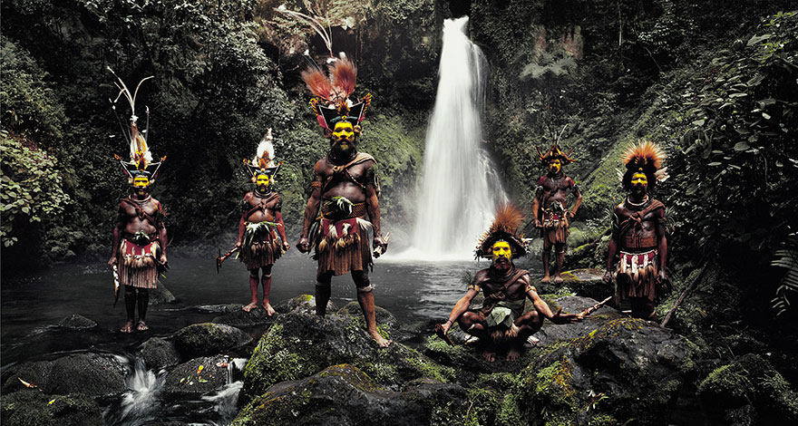 Stunning Portraits Of The World's Remotest Tribes Before They Pass Away (46 pics) Stunning Portraits Of The World's Remotest Tribes Before They Pass Away (46 pics)