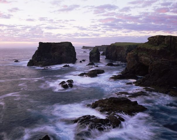 National Geographic Traveler: World&acute;s 111 Best Island Destinations. 