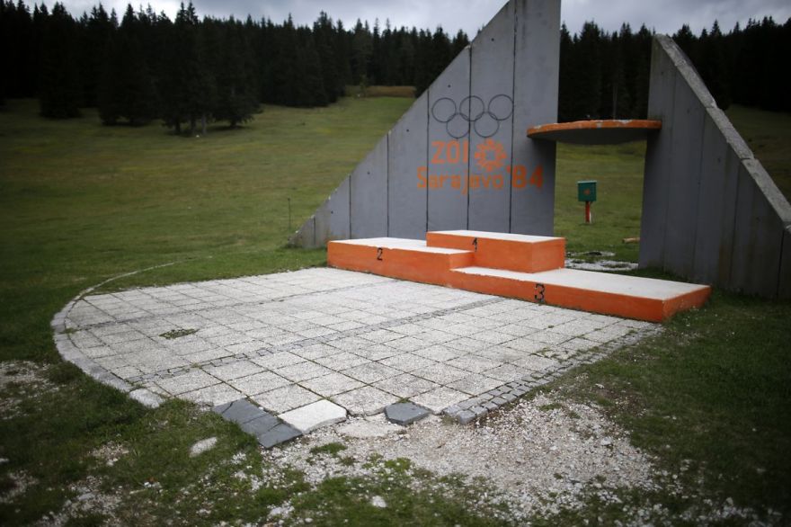 15 Photos Of The 1984 Winter Olympic Ruins In Sarajevo