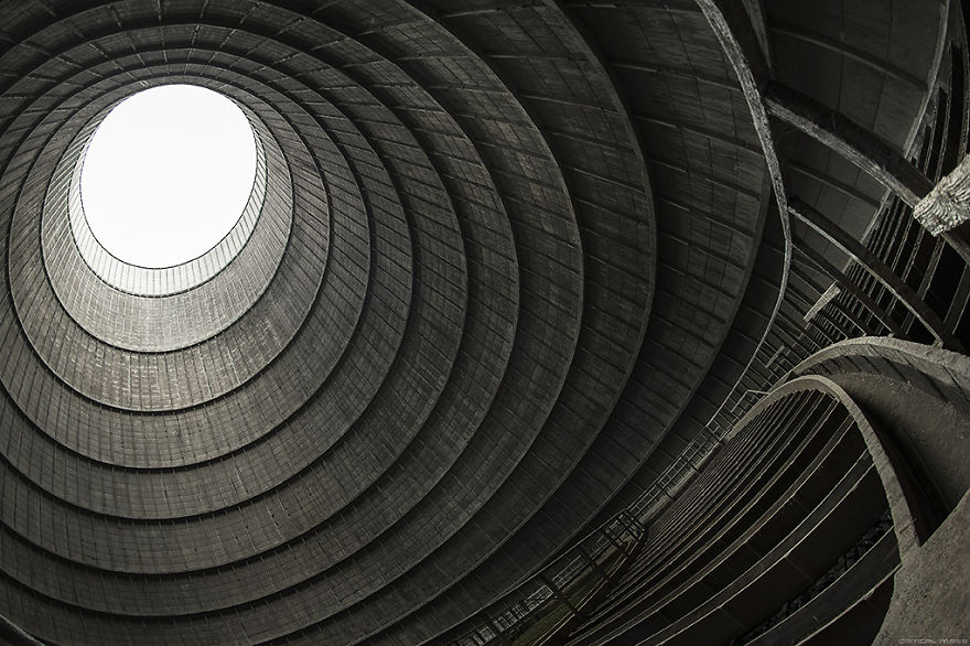 A Country Left In Ruins: Pictures Of Belgium's Abandoned Places (21 pics)