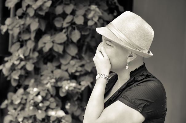 When She Was Diagnosed With Breast Cancer, Her Friends Decided To Do A Photoshoot. Here’s What Happened: