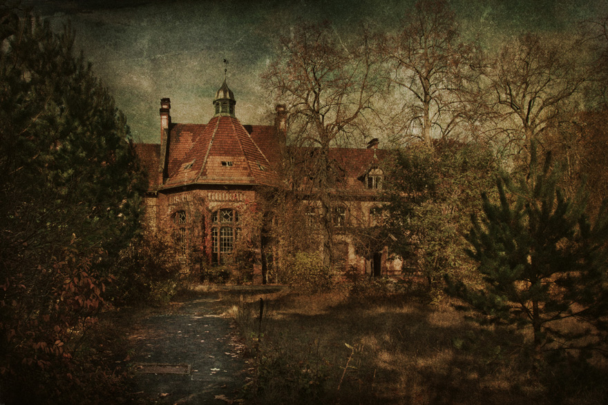 Hitler's Hospital: The Phantom Sanatorium