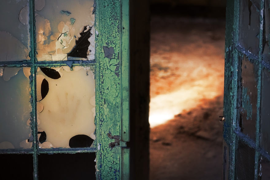 Hitler's Hospital: The Phantom Sanatorium Hitler's Hospital: The Phantom Sanatorium