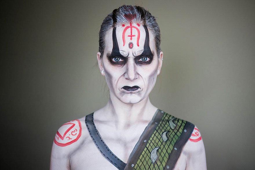 Self-Taught Makeup Artist Transforms Herself Into Creepy Monsters And Video Game Characters Self-Taught Makeup Artist Transforms Herself Into Creepy Monsters And Video Game Characters