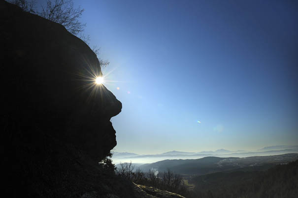 Photographs Of Mystical Rock Niches Reveal New Objects For Science Photographs Of Mystical Rock Niches Reveal New Objects For Science