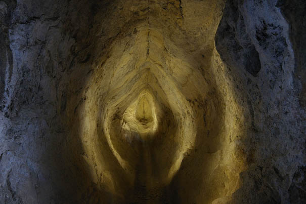 Photographs Of Mystical Rock Niches Reveal New Objects For Science Photographs Of Mystical Rock Niches Reveal New Objects For Science