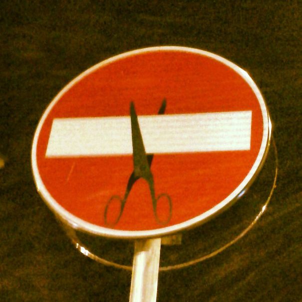 Street Sign Art By Abraham Clet - Barcelona