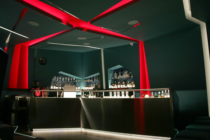 2d Wingz Bar - Bogota