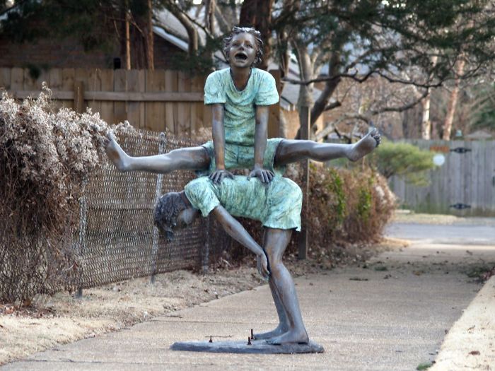 Children's Play In St. Louis