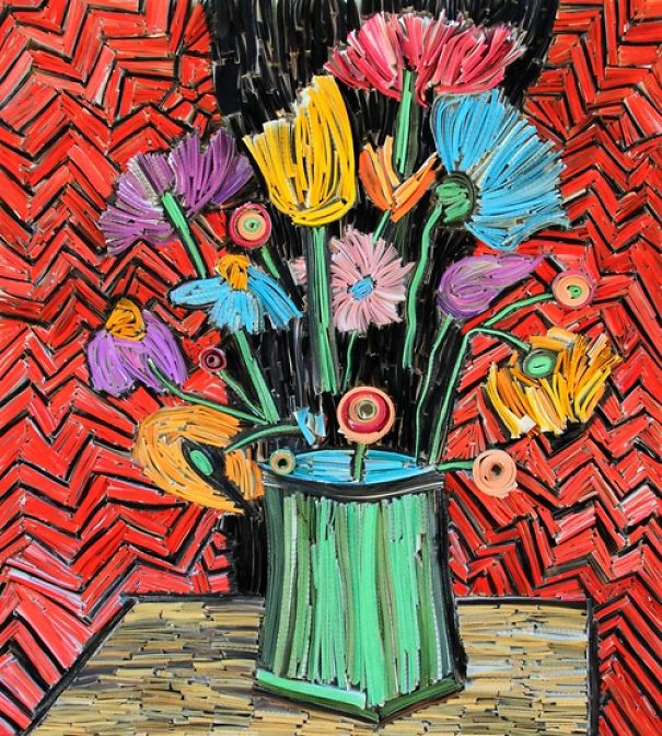 This Artist Uses Scrap Books For His Sculptures