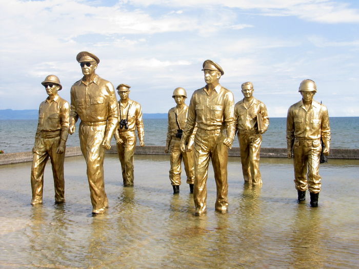 Mcarthur Landing Memorial Park, Philippines