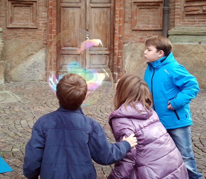 Giocare Con Le Bolle Di Sapone