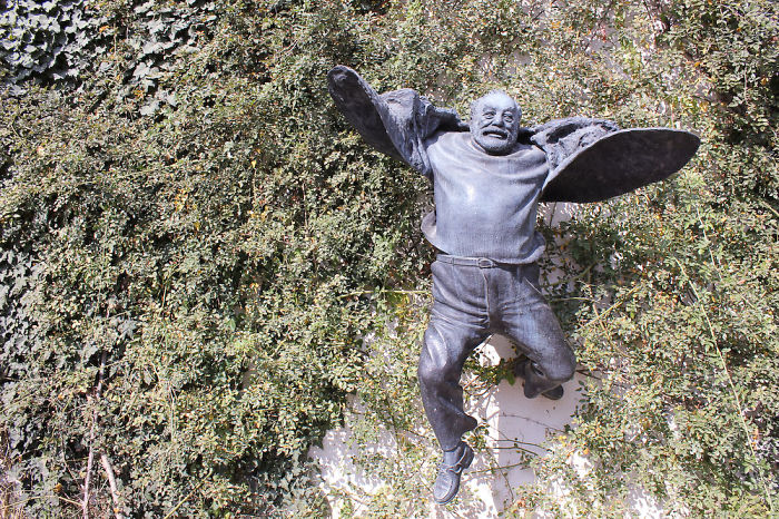 Georgia - Sculpture Of The Georgian Filmmaker