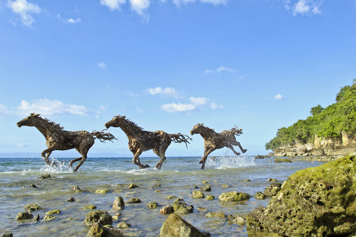 The Thoroughbreds By James Doran-webb