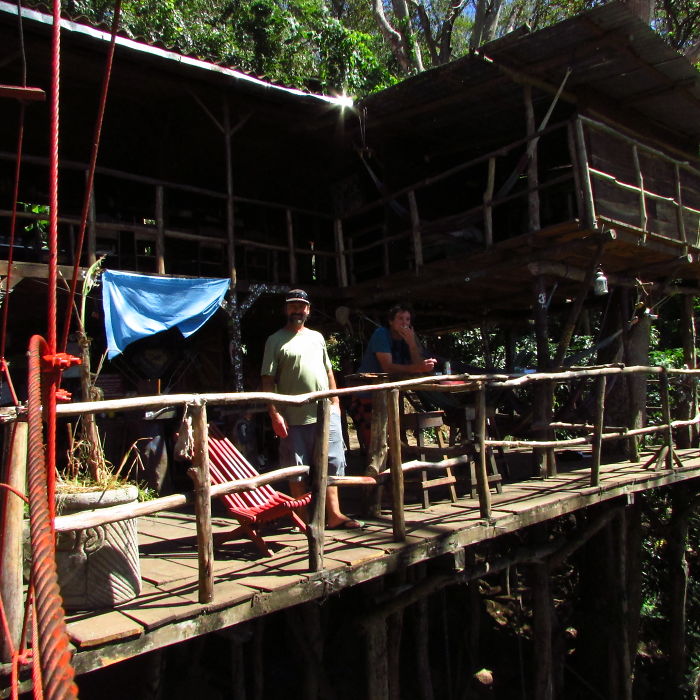 Poste Rojo - Tree House Hostel, Granada, Nicaragua