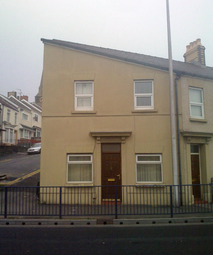 House That Looks Like Hitler