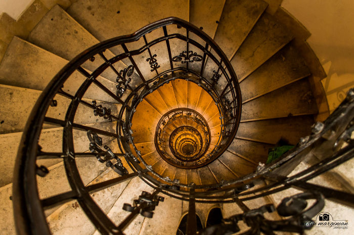 The Abyssal Staircase