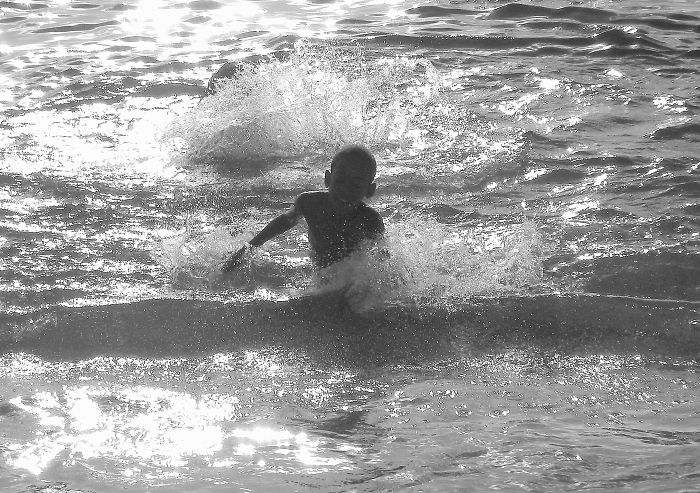 "menino Do Porto" By Yaci Andrade