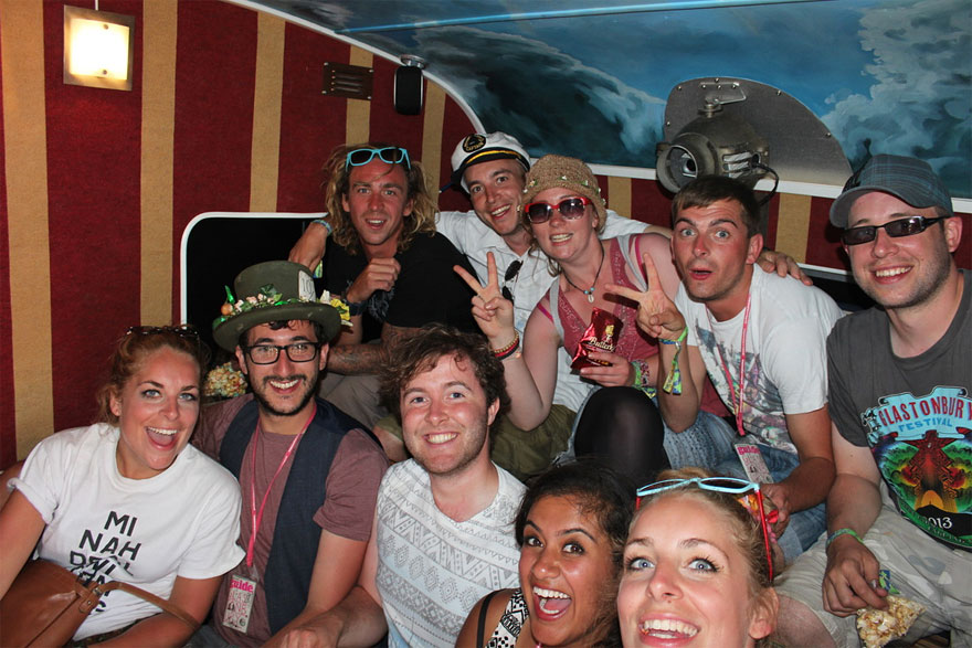 sol-cinema-worlds-smallest-solar-powered-movie-theatre-3 sol-cinema-worlds-smallest-solar-powered-movie-theatre-3