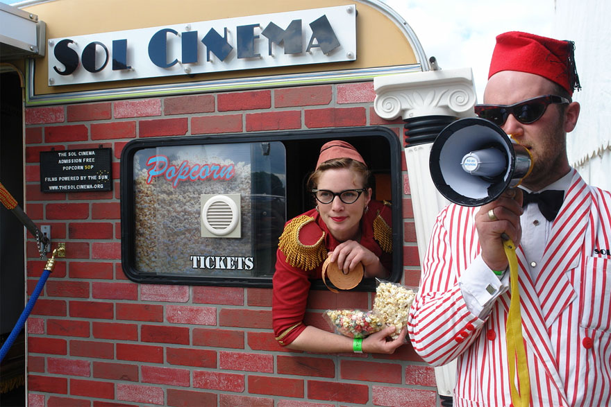 sol-cinema-worlds-smallest-solar-powered-movie-theatre-4 sol-cinema-worlds-smallest-solar-powered-movie-theatre-4