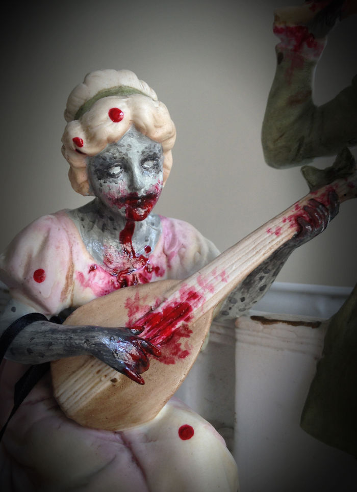 I'm An Illustrator By Day And A Zombie Mama By Night