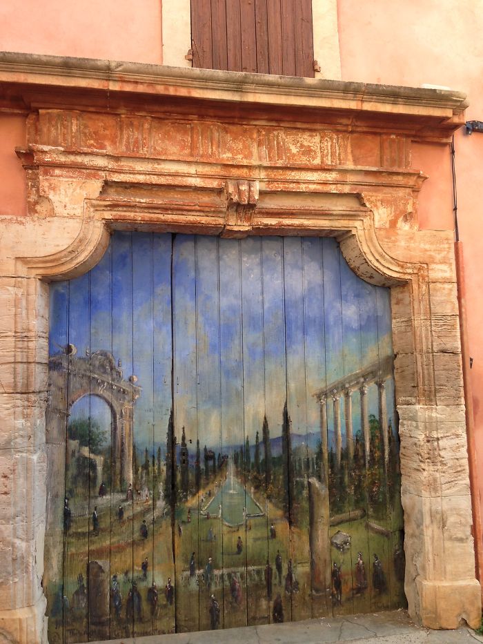 Provence, Roussillon France ...