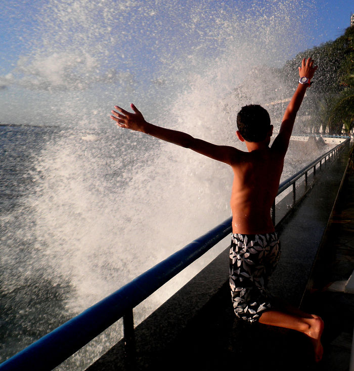 Splash By Yaci Andrade