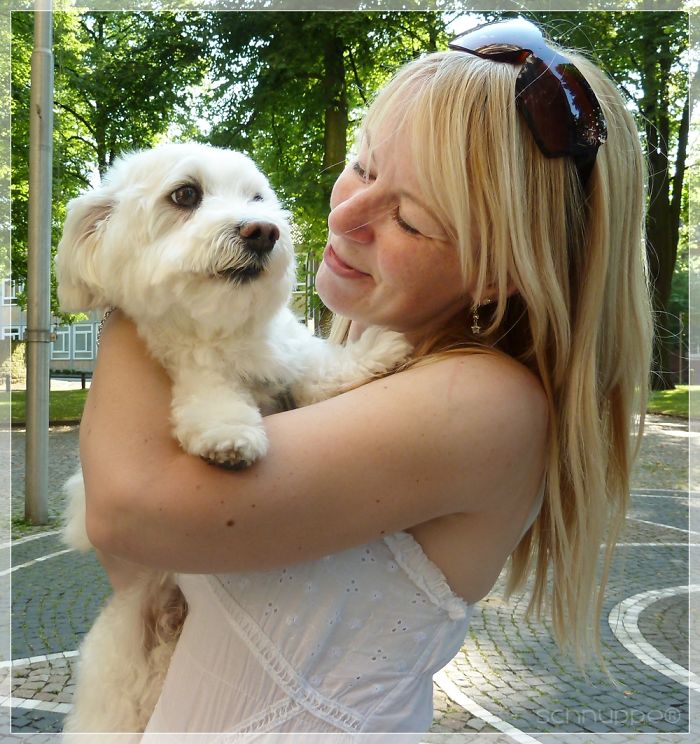 L.o.v.e. - Snugglebug And Mum