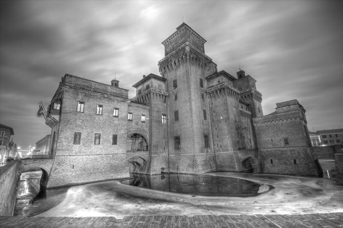 Estensi Castle With Frozen Water