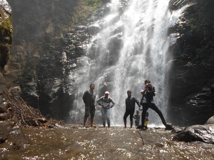 In Lokal Name Call Curug...