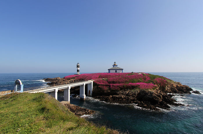 Isala Pancha, Galicia, Spain (by Gina Mako)