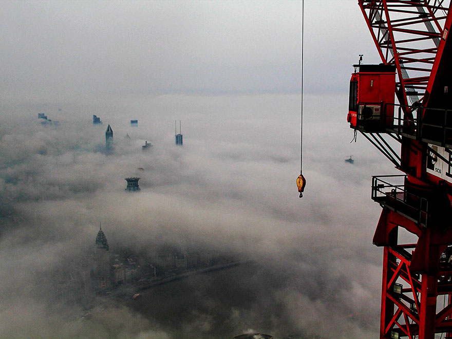 crane-operator-aerial-shanghai-photos-wei-gensheng-6 crane-operator-aerial-shanghai-photos-wei-gensheng-6