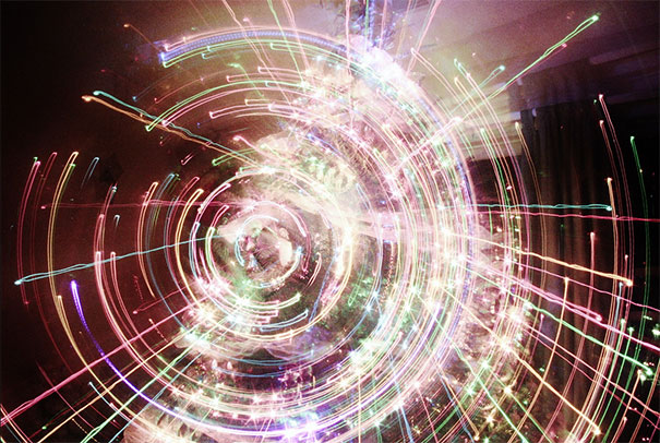 long-exposure-christmas-tree-zoom-out-9