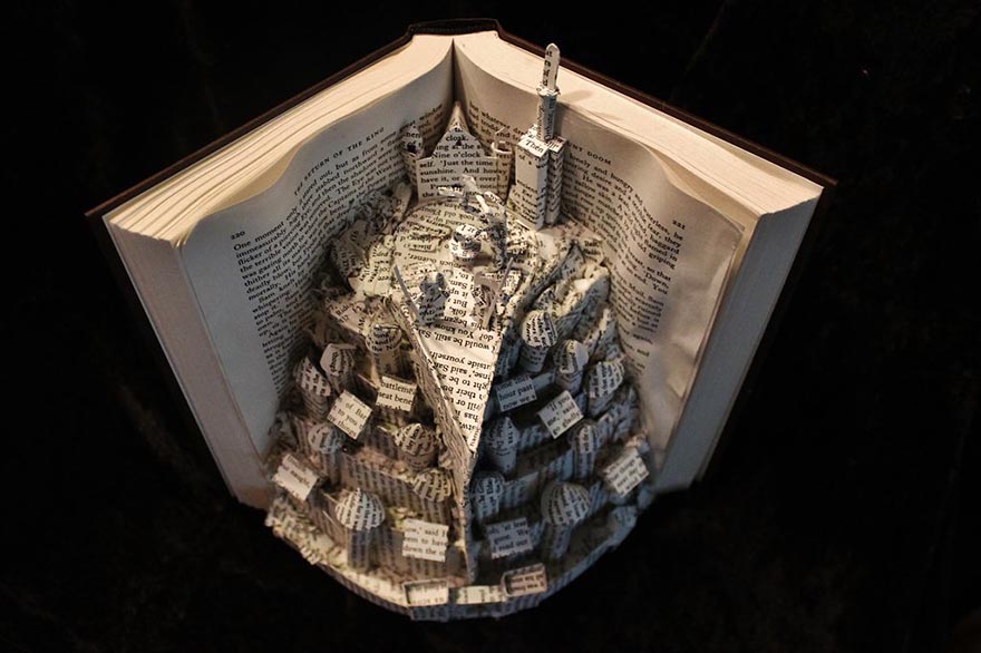 paper-book-sculpture-art-jodi-harvey-brown-8 paper-book-sculpture-art-jodi-harvey-brown-8