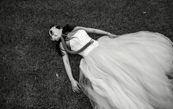 gas-masks-wedding-photography-beijing-china-10 gas-masks-wedding-photography-beijing-china-10