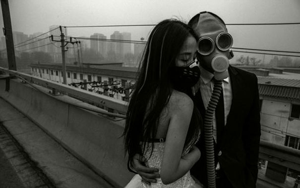 gas-masks-wedding-photography-beijing-china-2 gas-masks-wedding-photography-beijing-china-2